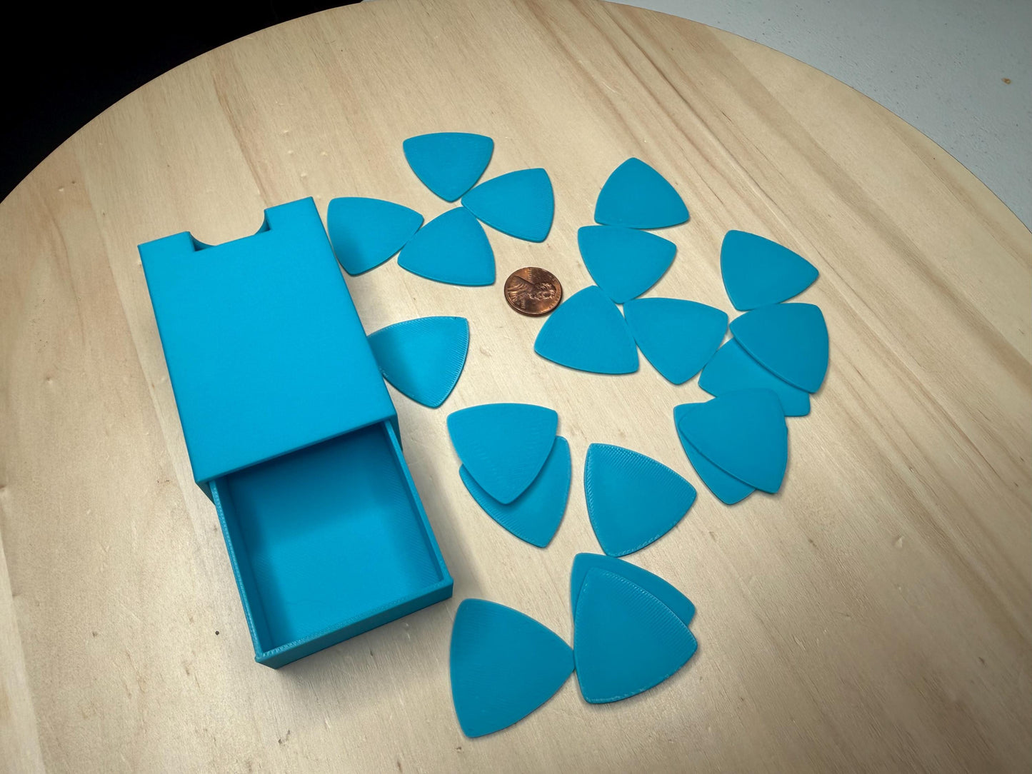 Equilateral Triangle Guitar Pick Set 1mm with Travel Case – Acoustic, Electric & Bass | Musician Gift | Durable Guitar Accessories