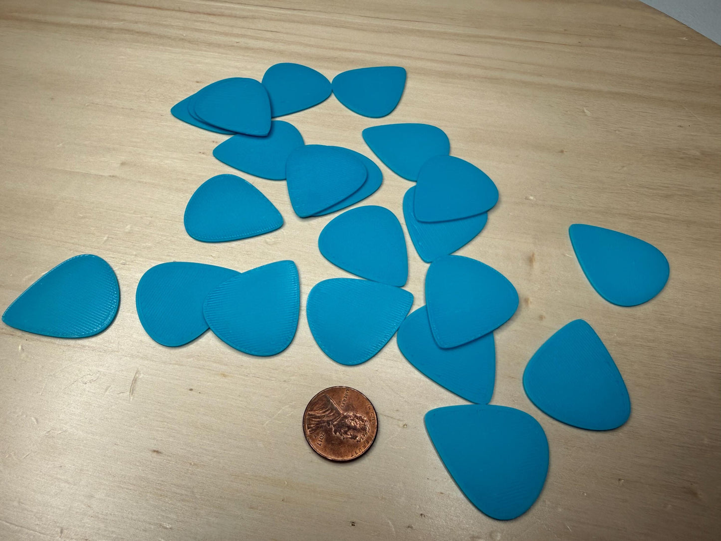 Standard Guitar Pick Set 1mm – Picks for Electric, Acoustic & Bass | Musician Gift | Strumming and Playing Accessories for Guitar and Song