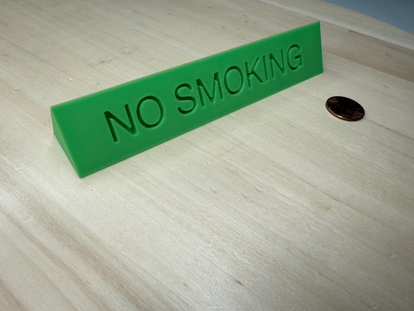 No Smoking Tabletop Desk Sign β 15x3 cm Freestanding Name Plate | Office, Restaurant, Event, Wedding Reception Table Sign