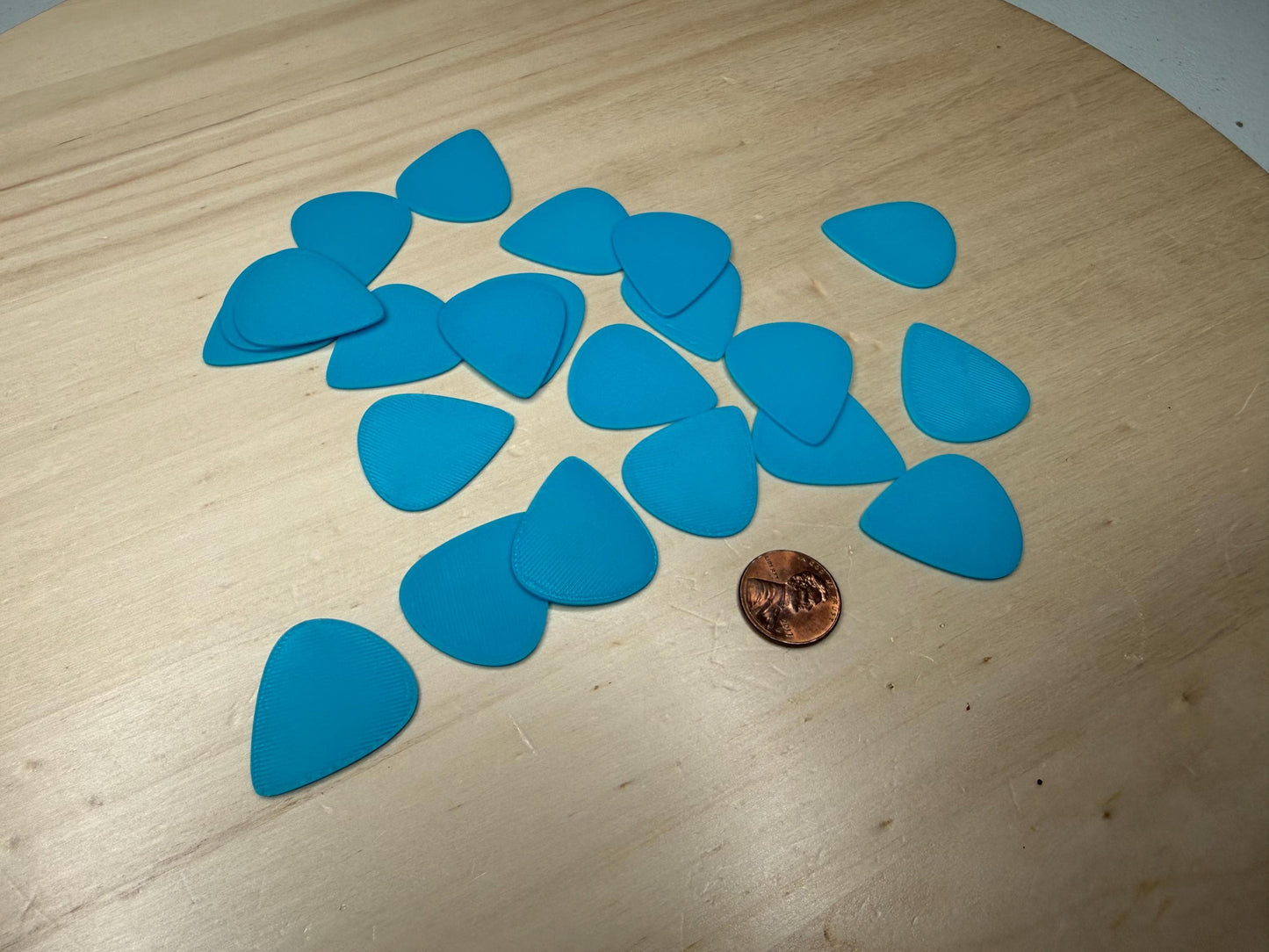Standard Guitar Pick Set 1mm – Picks for Electric, Acoustic & Bass | Musician Gift | Strumming and Playing Accessories for Guitar and Song