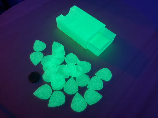 Glow in the Dark Jazz Guitar Pick Set – 1mm with Travel Case | Electric, Acoustic & Bass Guitar Picks | Musician Gift | Precision Strumming Picks